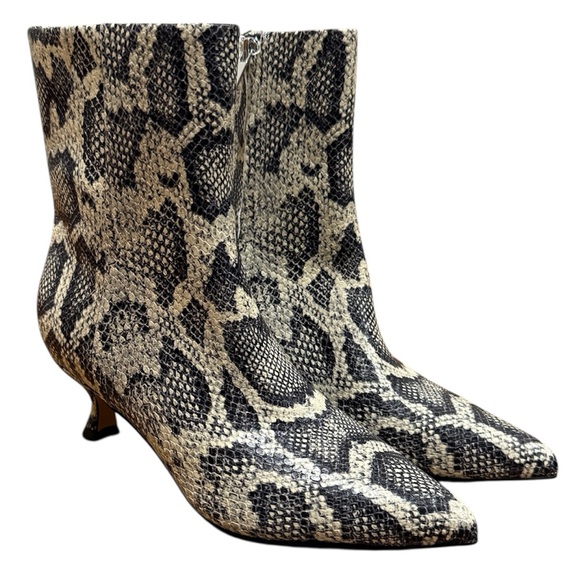 New Marc Fisher Iggy2 Leather Snake Print Ankle Boots Kitten Heel 7 M Neutral - Picture 1 of 14